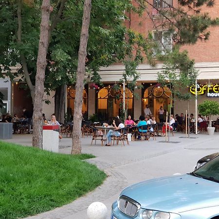 Ceronav Citycenter Galati, Disscount On Google! Lejlighed Eksteriør billede
