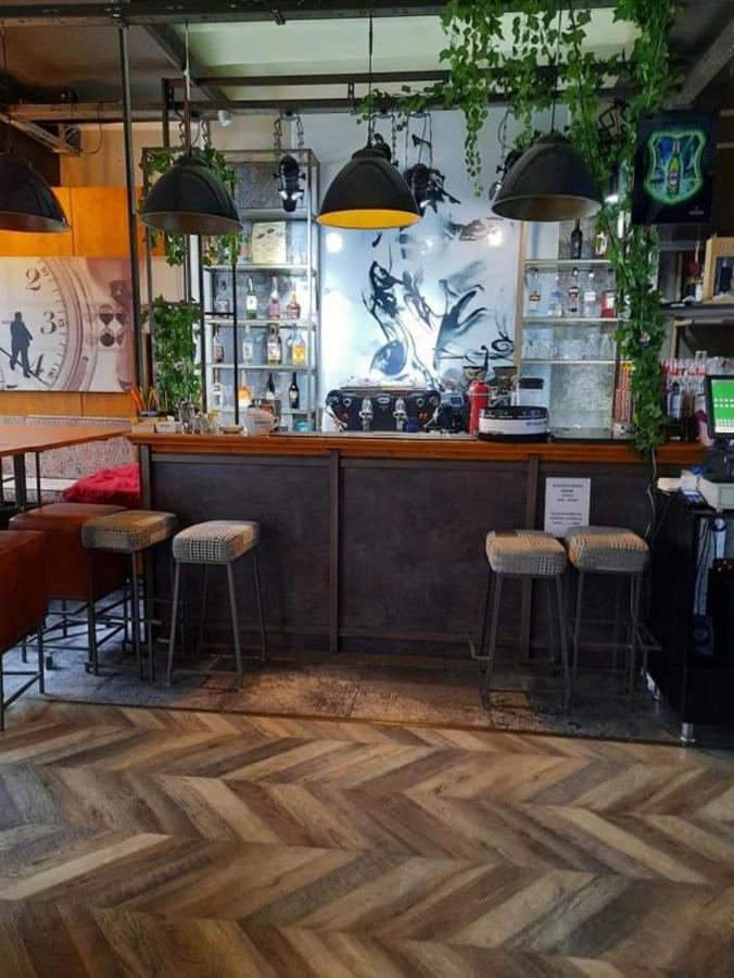 Ceronav Citycenter Galati, Disscount On Google! Lejlighed Eksteriør billede